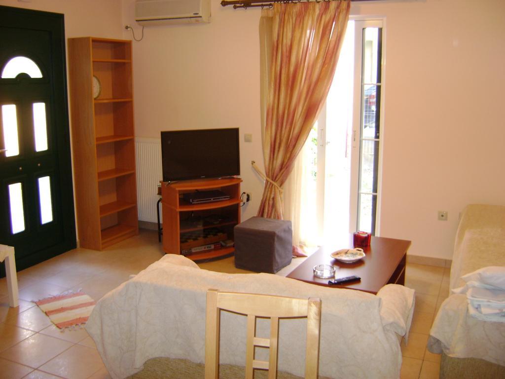 Spiro's Apartment Lefkada City