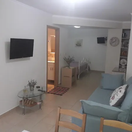 Spiro'S Apartment Lefkada City Exterior photo
